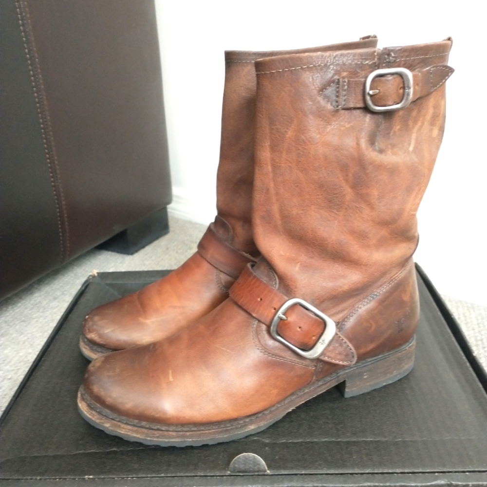 Frye Veronica Short Boot Size 7.5